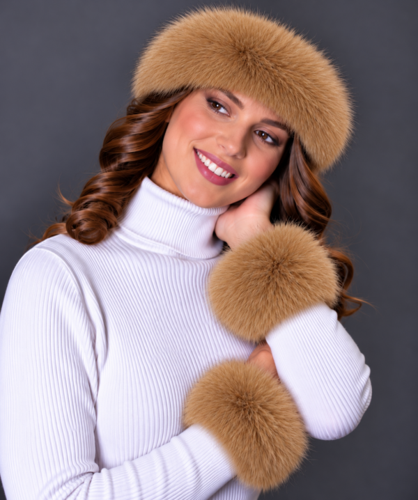 Kožušinová čelenka – polárna líška, béžová camel Kožušinová čelenka – polárna líška, béžová camel